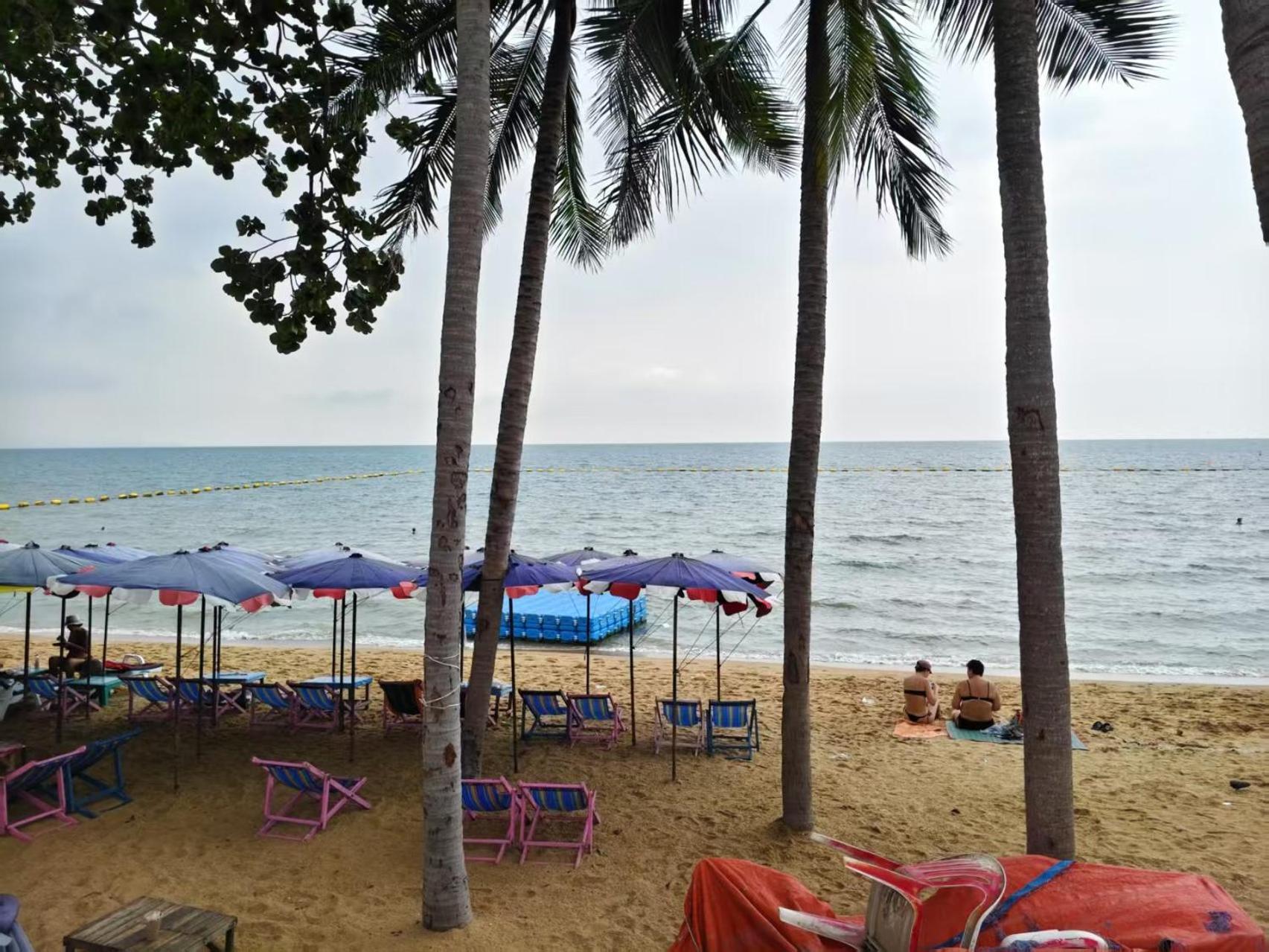 جومتين بيتش Sun Sky Resort Near Beach المظهر الخارجي الصورة